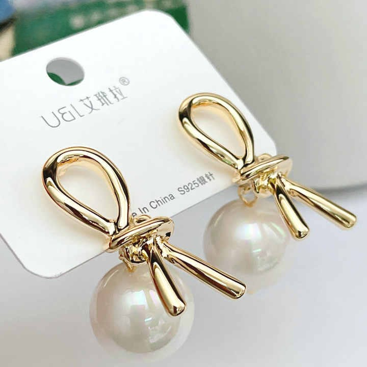 Knot Pearl Earrings Clip On Pearl Earrings Big Silver Grey Earrings | Earrings for Women Fashion | Luxury Look Artificial Earrings | Women Earrings - Red